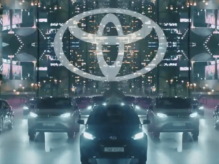 Торжество минимализма в новом плоском логотипе Toyota