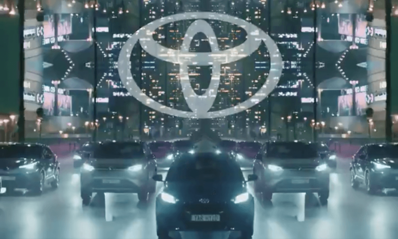 Торжество минимализма в новом плоском логотипе Toyota