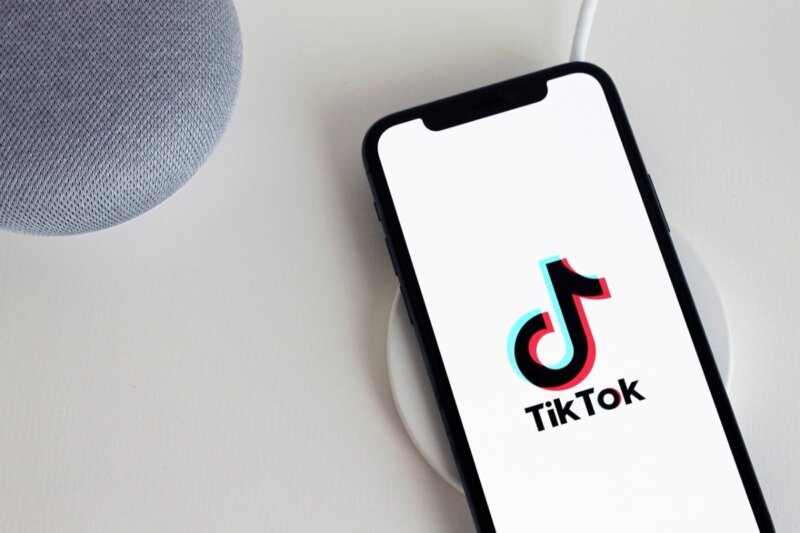 TikTok предлагает пользователям посылать резюме брендам